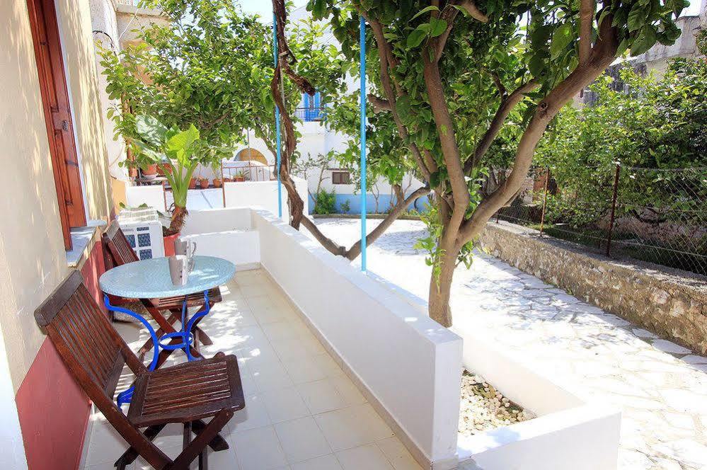 Symi Center Hotel Buitenkant foto