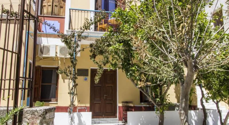 Symi Center Hotel Buitenkant foto